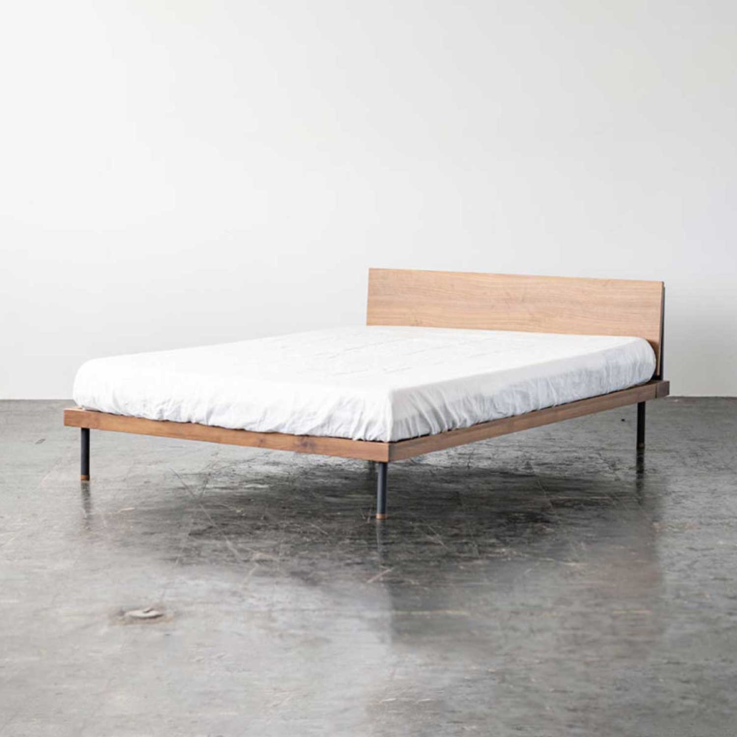 Bed frame UNIK SHELF